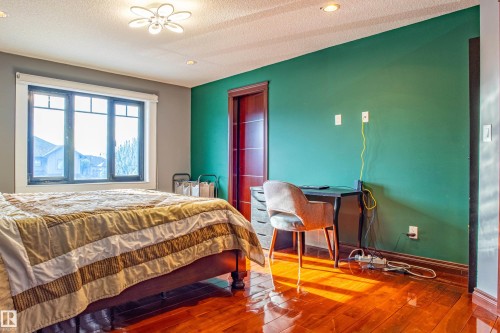 4103 Westcliff Heath Heath Sw, Edmonton, AB - Indoor Photo Showing Bedroom
