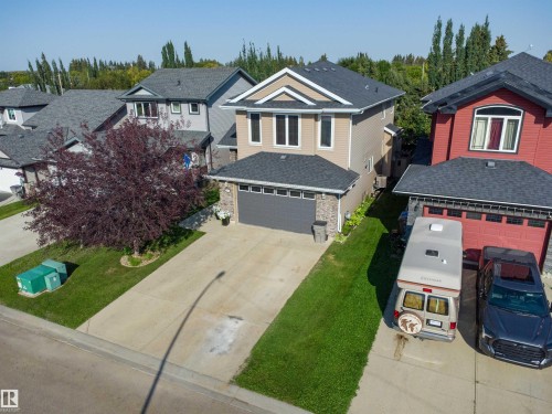 9 Southbridge Crescent, Calmar, AB - Outdoor