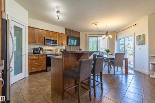 9 Southbridge Crescent, Calmar, AB - Indoor