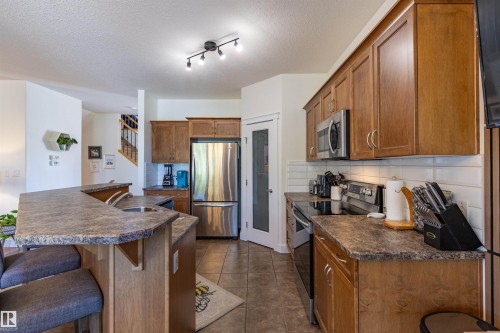 9 Southbridge Crescent, Calmar, AB - Indoor Photo Showing Kitchen