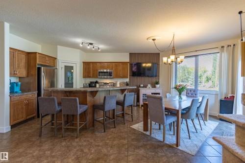 9 Southbridge Crescent, Calmar, AB - Indoor