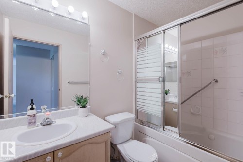 334 9620 174 Street, Edmonton, AB - Indoor Photo Showing Bathroom