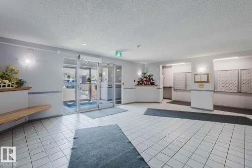 334 9620 174 Street, Edmonton, AB - Indoor