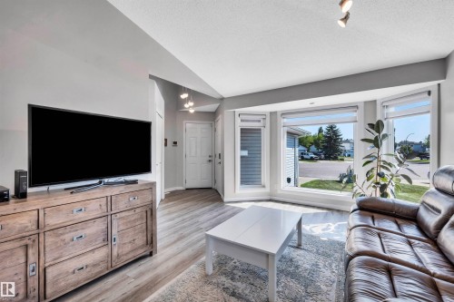 78 DEER PARK Boulevard  Spruce Grove, AB T7X 3K2