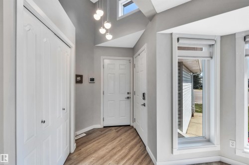 78 Deer Park Boulevard, Spruce Grove, AB - Indoor Photo Showing Other Room