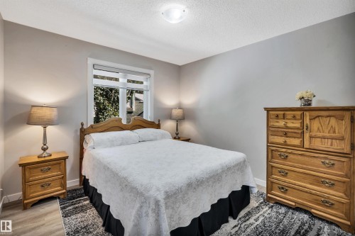 78 Deer Park Boulevard, Spruce Grove, AB - Indoor Photo Showing Bedroom