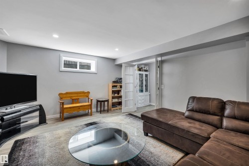 78 Deer Park Boulevard, Spruce Grove, AB - Indoor