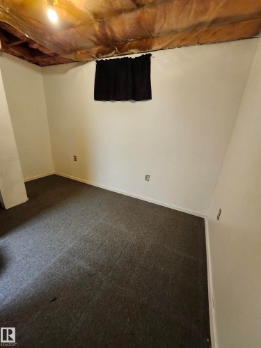 16050 95 Avenue, Edmonton, AB - Indoor