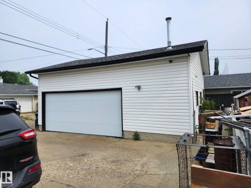 16050 95 Avenue, Edmonton, AB - Outdoor With Exterior