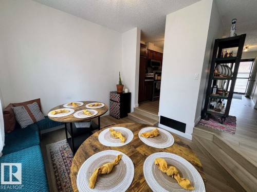 2419 142 Avenue, Edmonton, AB - Indoor Photo Showing Dining Room