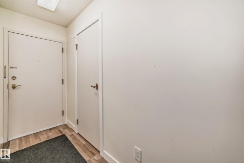 214 18012 95 Avenue, Edmonton, AB - Indoor Photo Showing Other Room