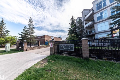 150 4827 104A Street, Edmonton, AB - Outdoor