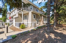 8A 79 BELLEROSE Drive  St. Albert, AB T8N 1C5