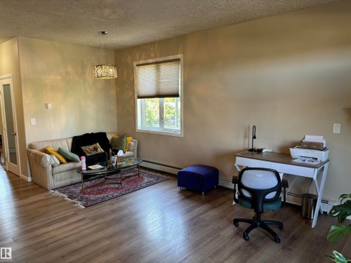 4804 53 Avenue, Elk Point, AB - Indoor