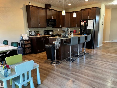 4804 53 Avenue, Elk Point, AB - Indoor Photo Showing Kitchen