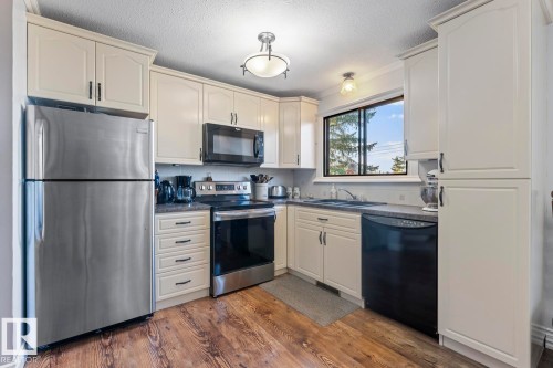 25 46302 Twp Rd 611, Rural Bonnyville M.D., AB - Indoor Photo Showing Kitchen