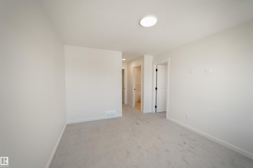 1303 Podersky Wynd, Edmonton, AB - Indoor Photo Showing Other Room