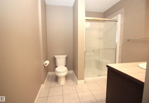 281 401 Southfork Drive, Leduc, AB - Indoor Photo Showing Bathroom