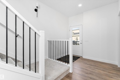 4511 Warbler Loop, Edmonton, AB - Indoor Photo Showing Other Room