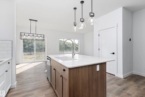 4511 Warbler Loop, Edmonton, AB - Indoor Photo Showing Kitchen