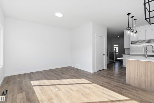 4511 Warbler Loop, Edmonton, AB - Indoor Photo Showing Other Room