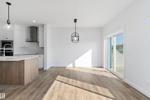 4511 Warbler Loop, Edmonton, AB - Indoor Photo Showing Kitchen