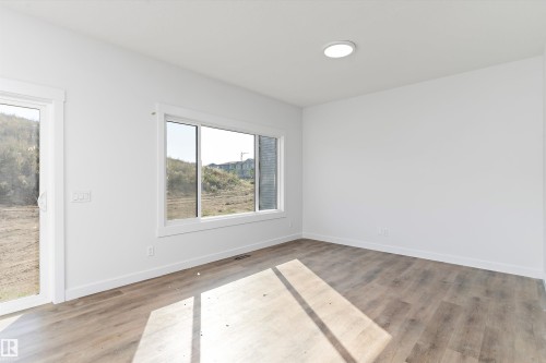 4511 Warbler Loop, Edmonton, AB - Indoor Photo Showing Other Room