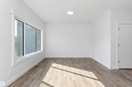 4511 Warbler Loop, Edmonton, AB - Indoor Photo Showing Other Room