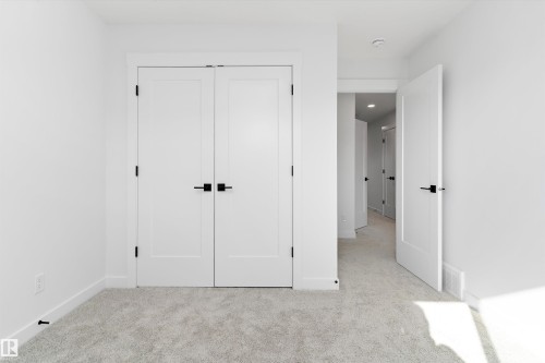 4511 Warbler Loop, Edmonton, AB - Indoor Photo Showing Other Room