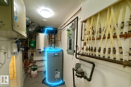 11306 89 Street, Edmonton, AB - Indoor Photo Showing Other Room