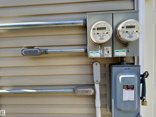 11306 89 Street, Edmonton, AB - Indoor Photo Showing Other Room