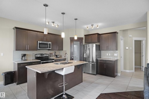 17007 62 Street, Edmonton, AB - Indoor Photo Showing Kitchen With Stainless Steel Kitchen With Upgraded Kitchen