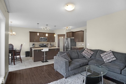 17007 62 Street, Edmonton, AB - Indoor Photo Showing Living Room