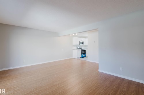 18160 81 Avenue, Edmonton, AB - Indoor Photo Showing Other Room