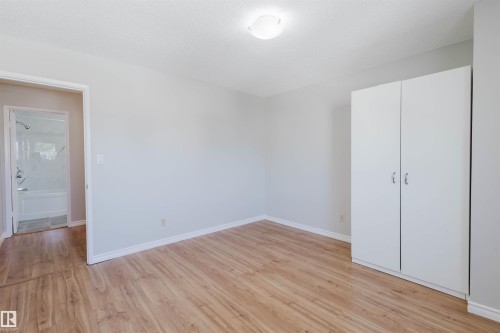 18160 81 Avenue, Edmonton, AB - Indoor Photo Showing Other Room