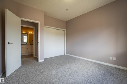 326 4304 139 Avenue, Edmonton, AB - Indoor Photo Showing Other Room