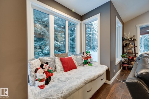 231 75 Street, Edmonton, AB - Indoor Photo Showing Bedroom