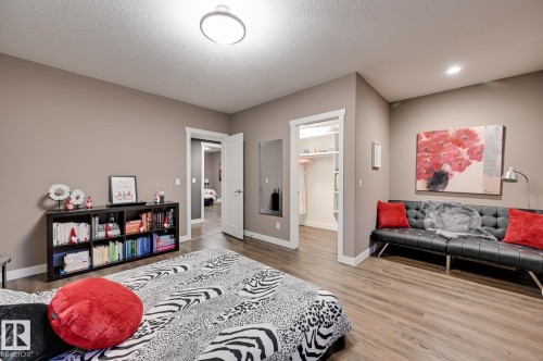 231 75 Street, Edmonton, AB - Indoor
