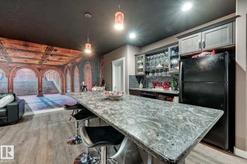 231 75 Street, Edmonton, AB - Indoor