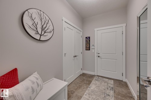 231 75 Street, Edmonton, AB - Indoor Photo Showing Other Room