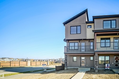 4189 Kinglet Drive, Edmonton, AB - Outdoor