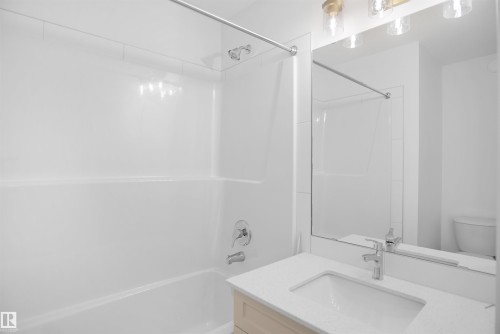2107 210 Street, Edmonton, AB - Indoor Photo Showing Bathroom