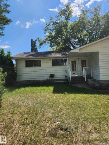 16203 88 Avenue  Edmonton, AB T5R 4M5