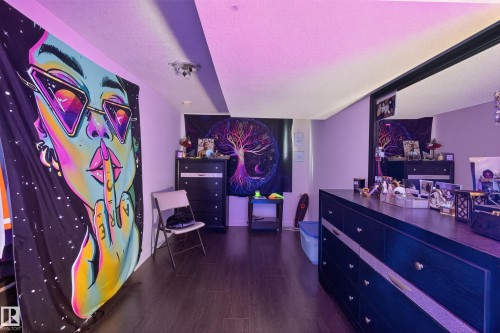 6014 120 Avenue, Edmonton, AB - Indoor