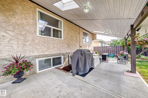 229 Warwick Road, Edmonton, AB - Outdoor With Exterior