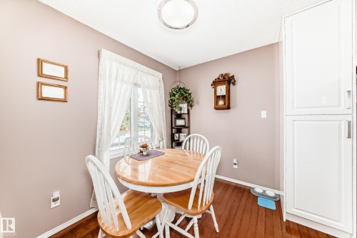 229 Warwick Road, Edmonton, AB - Indoor Photo Showing Dining Room