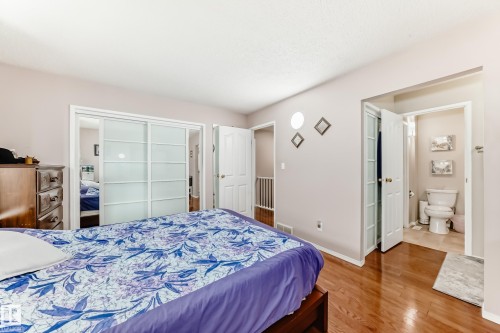 229 Warwick Road, Edmonton, AB - Indoor Photo Showing Bedroom