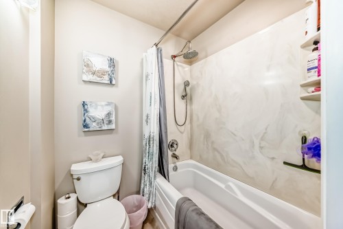 229 Warwick Road, Edmonton, AB - Indoor Photo Showing Bathroom