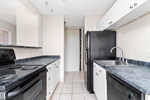 1401 12141 Jasper Avenue, Edmonton, AB - Indoor Photo Showing Kitchen