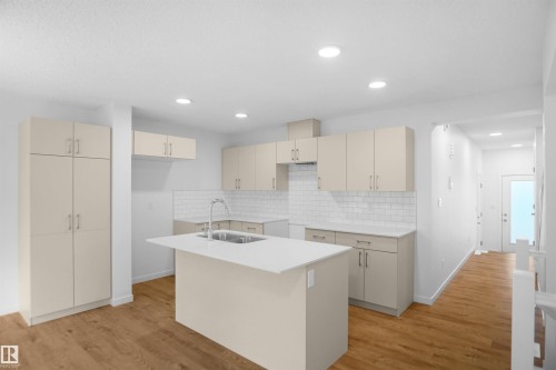 29 1430 Aster Way, Edmonton, AB - Indoor Photo Showing Kitchen